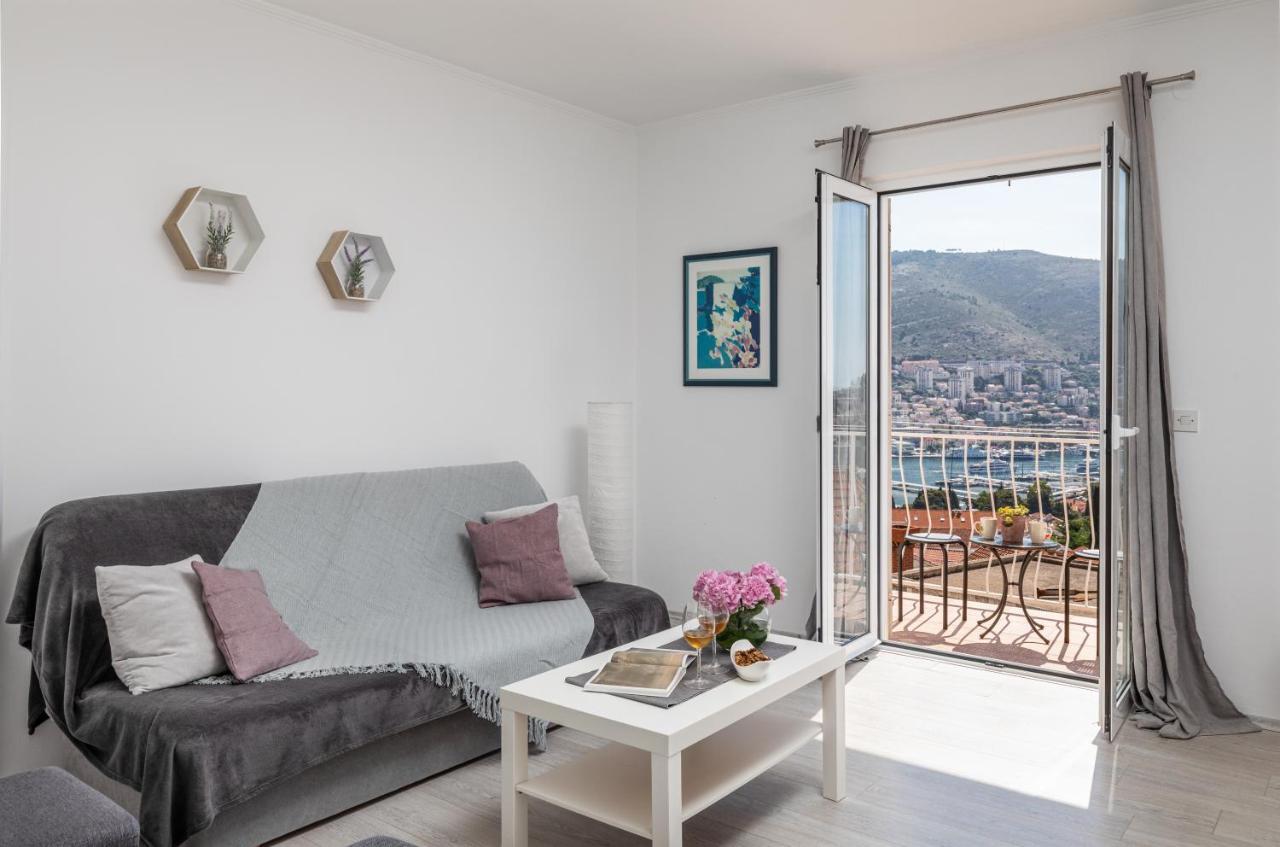 Mirna Apartment *